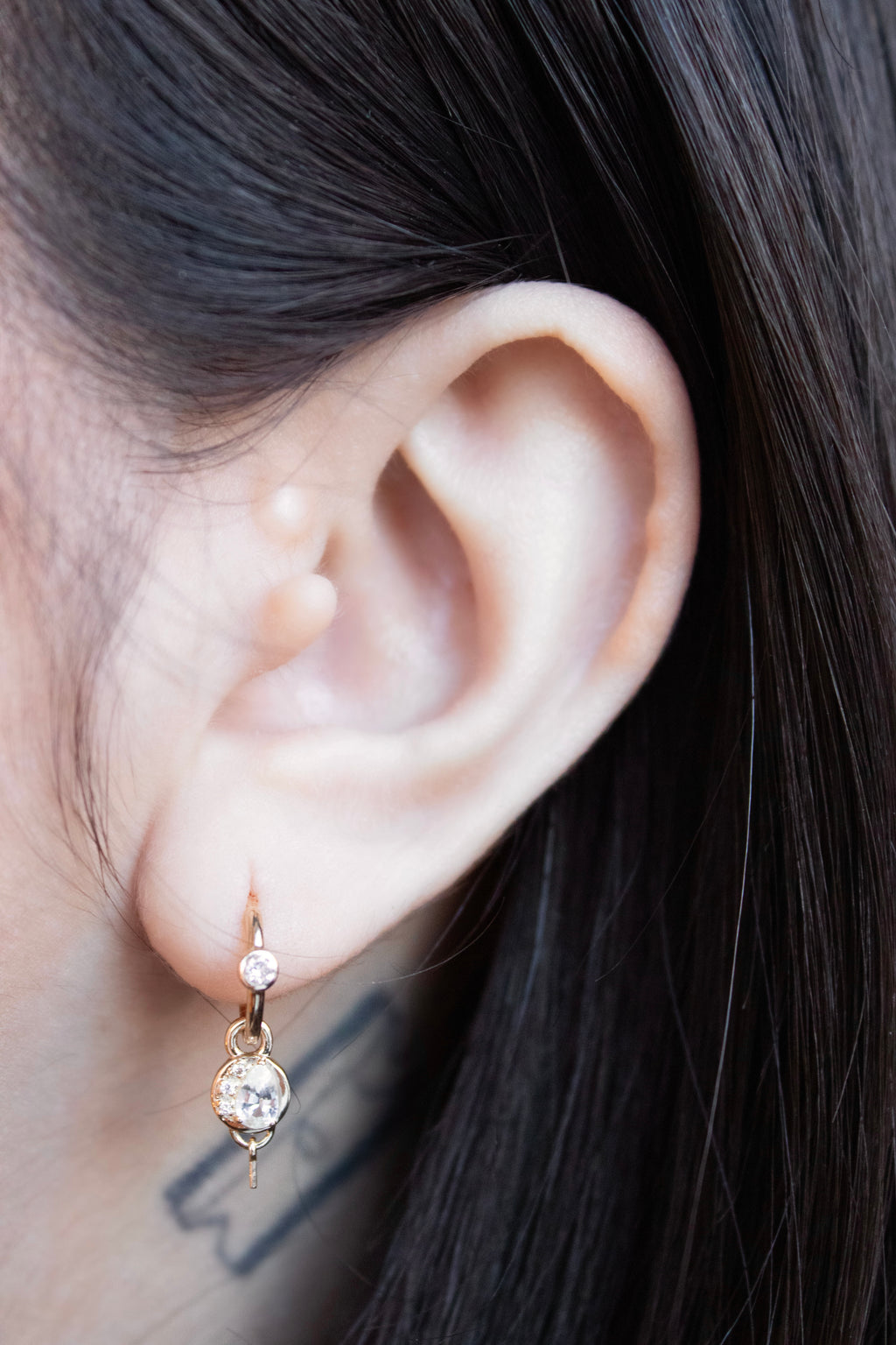 Nectar Charm with White Sapphire